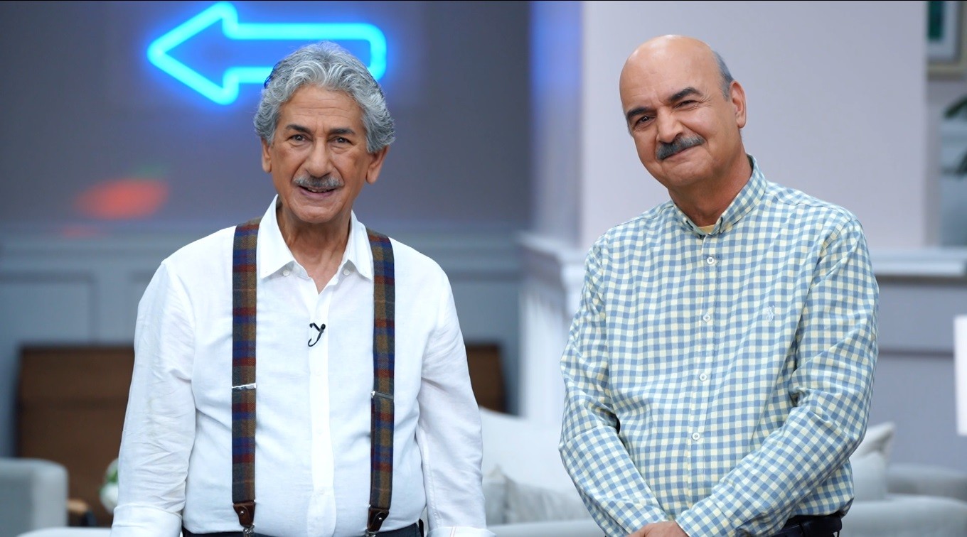 مهمونی بادوم 