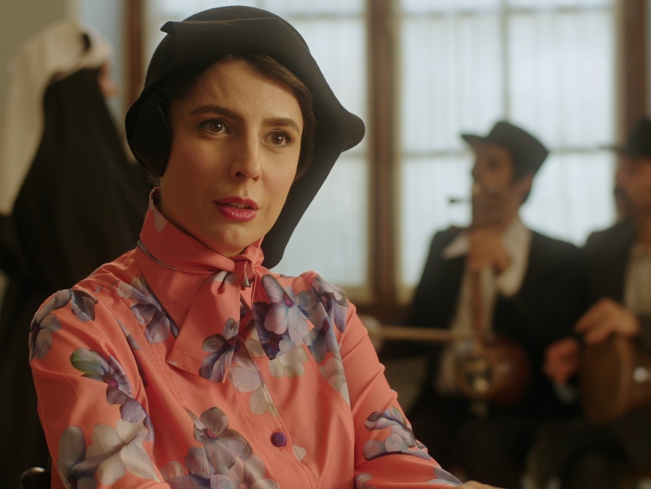 دانلود قسمت 12 شبکه مخفی زنان ایران